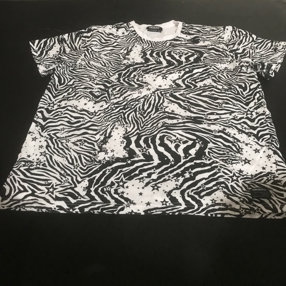 Trukfit white & black stars and stripes graphic T